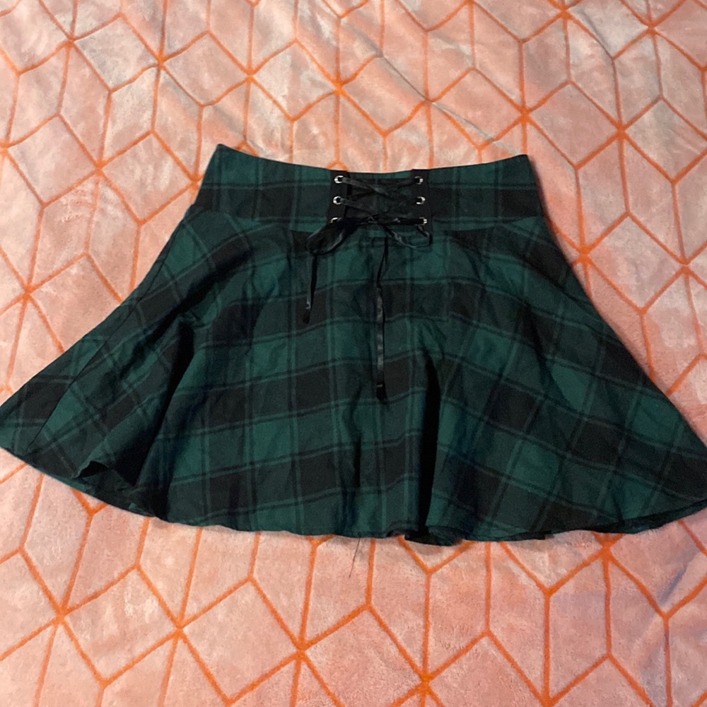 Skirt never worn
